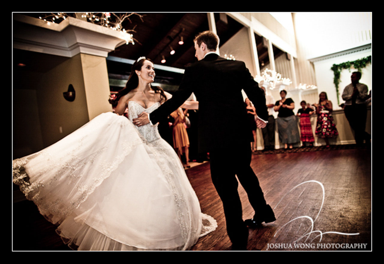 A Penn State and Toftrees Golf Resort Wedding, State College, PA. by Philadelphia Wedding Photographer Josh Wong Photography