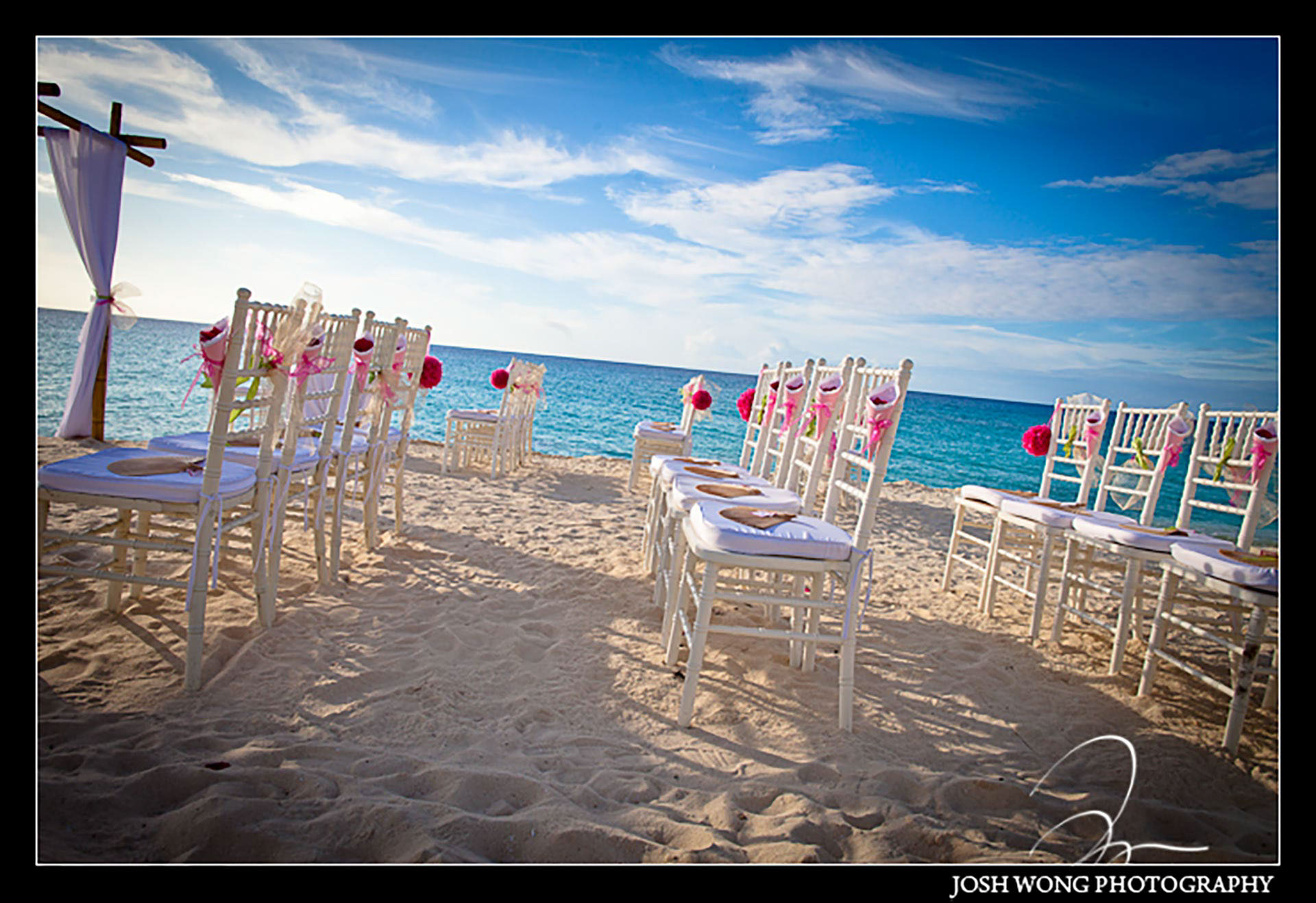 Wedding day pictures at the Amanyara Resort, Turks and Caicos. Wedding photos by destination wedding photographer Josh Wong Photography