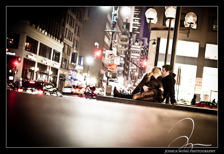 Midtown Manhattan engagement photo spots