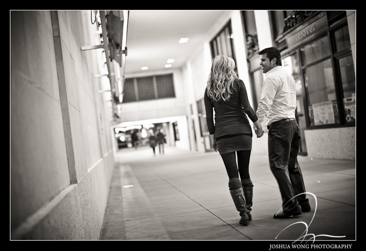 Midtown Manhattan engagement photo spots