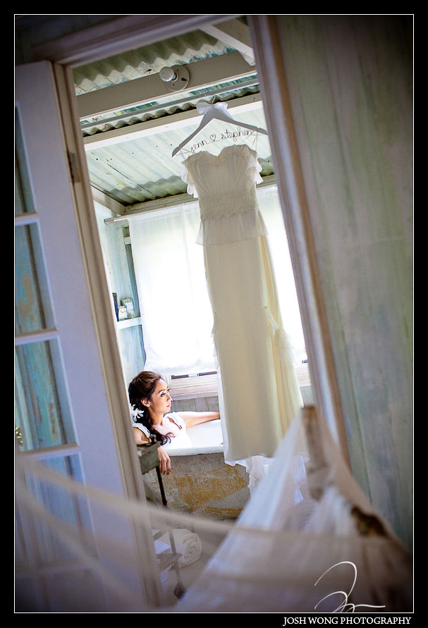 Haiku Mill Destination Wedding, Maui Hawaii - Wedding Pictures by Destination Wedding Photographer Josh Wong Photography