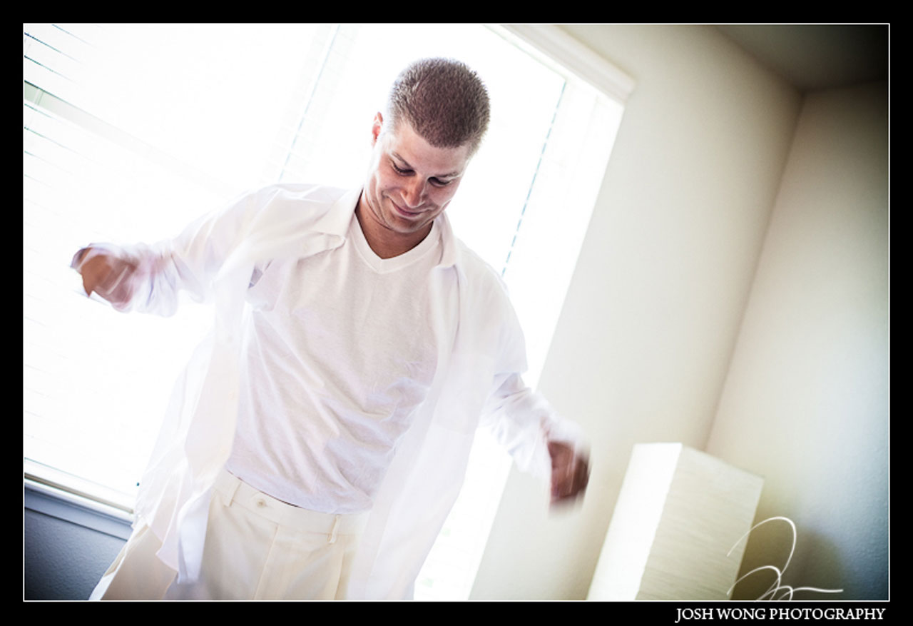 A San Francisco Wedding at the Cliff House Restaurant by top Bay Area wedding photographer Josh Wong Photography