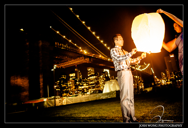 Brooklyn bridge park engagement pictures. Brooklyn bridge park and DUMBO engagement photos. Engagement pictures by Josh Wong Photography