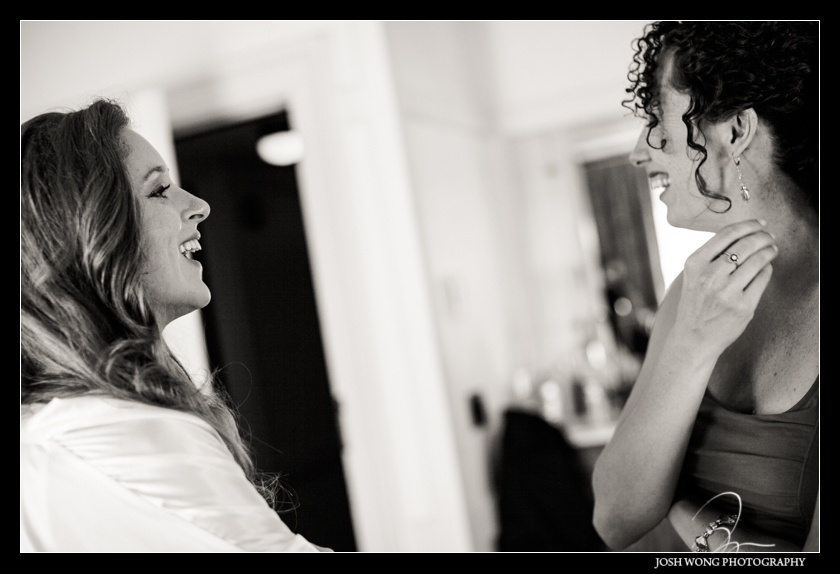 The bride getting ready in the bridal suite by NYC Wedding Photographer Josh Wong Photography