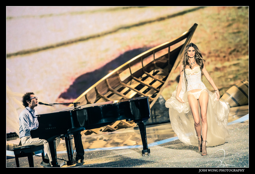 Great Big World performs 'Say Something' at the Victoria's Secret Fashion Show by celebrity photographer Josh Wong Photography