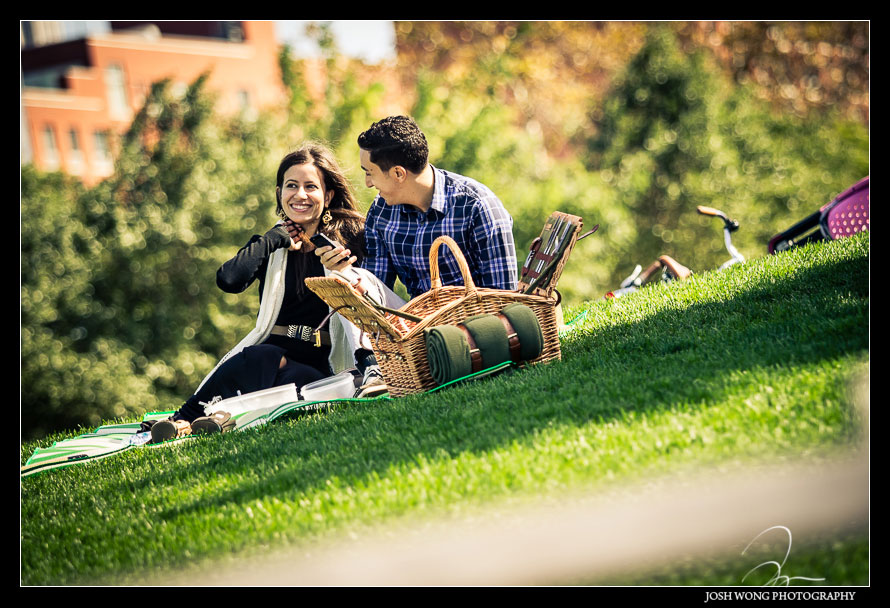 Having a little NYC picnic before proposing to his girlfriend.