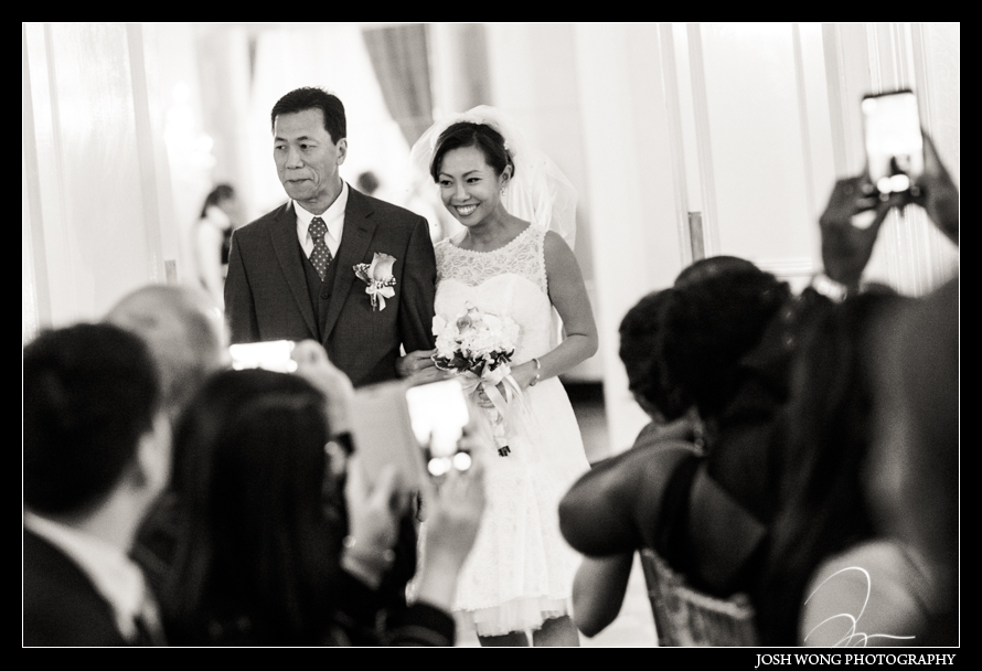 Top wedding photographer Josh Wong Photography photographs a wedding at the 3 West Club
