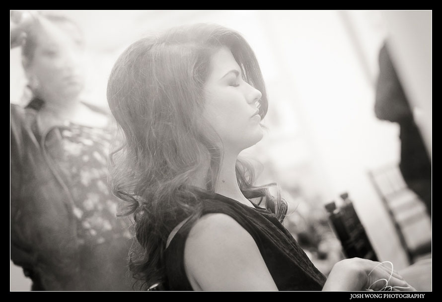 The bride getting ready at Brandywine Manor House
