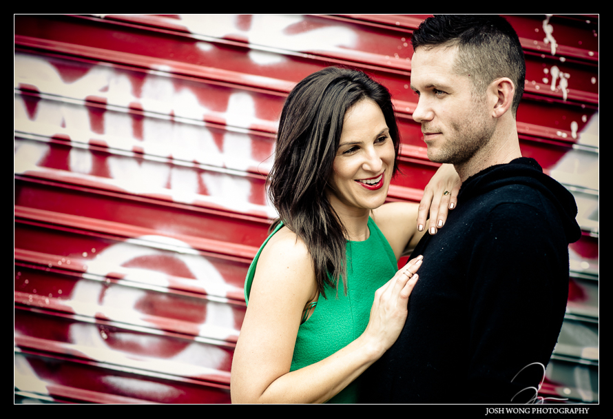 NYC engagement pictures by New York wedding photographers Josh Wong Photography