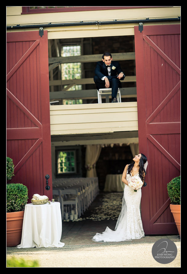 Bride and groom wedding pictures. The Ashford Estate Wedding Allentown, New Jersey. Wedding Pictures by NJ Wedding Photographer Josh Wong Photography