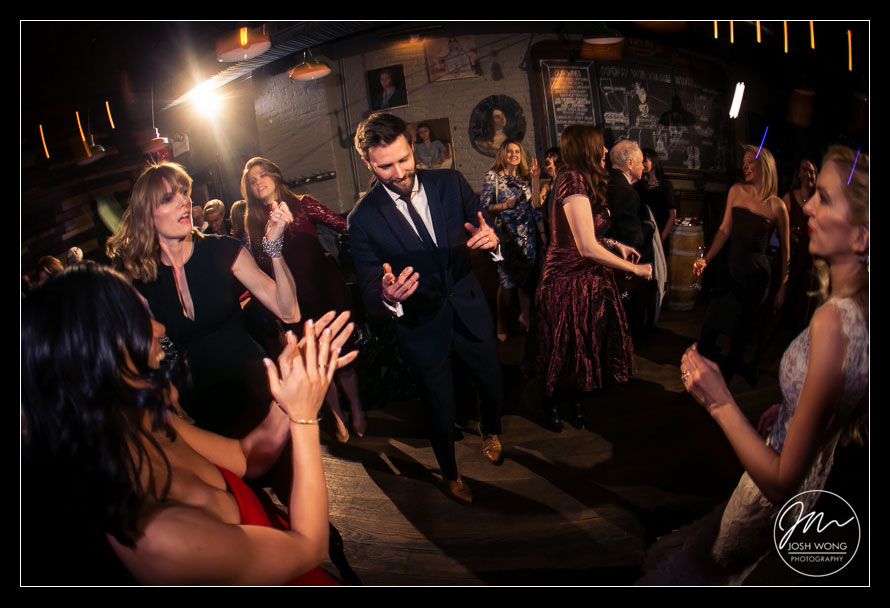 A Brooklyn Winery Wedding. Pictures by Brooklyn Wedding Photographer Josh Wong Photography