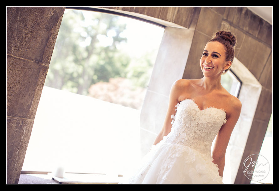 Wedding dress by Monique Lhuillier. Wedding photos by Best Wedding Photographers Josh Wong Photography