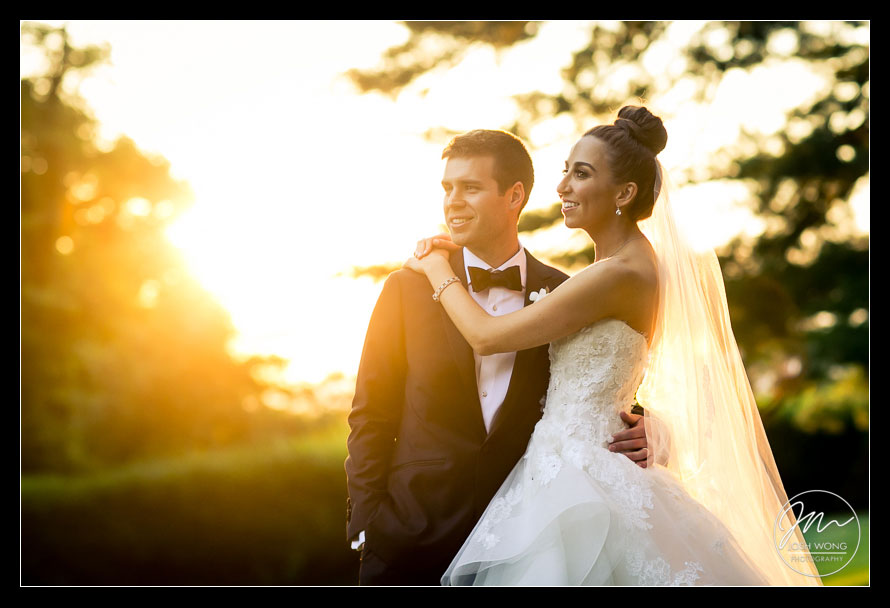 A sunset filled wedding ceremony at Tappan Hill Mansion, Tarrytown NY. Wedding pictures by Top New York Wedding Photographer Josh Wong Photography
