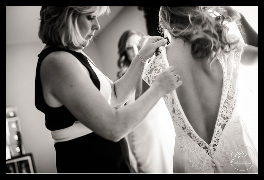 Getting ready wedding pictures by top philadelphia wedding photographers Josh Wong Photography