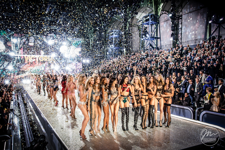The Grand Final at the Victoria's Secret Fashion Show 2016