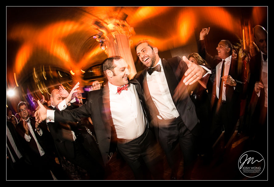 Dancing Dancing and more dancing. Guastavino's New York City Wedding photos. New York Wedding pictures by Armenian wedding photographer Josh Wong Photography