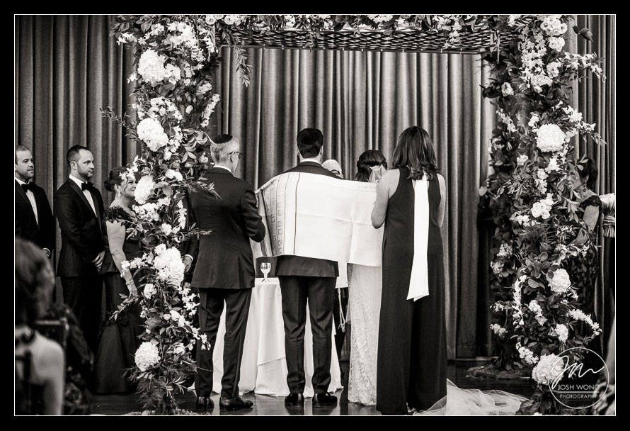 Tribeca Rooftop Wedding in New York City, wedding pictures by Josh Wong Photography