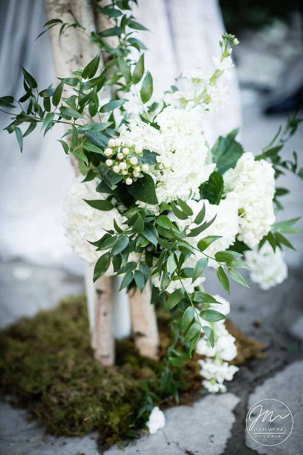 Floral arrangement by Enza Events.