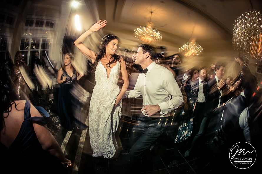 A Le Chateau Wedding in South Salem New York featuring images by one of the best NYC wedding photographers Josh Wong Photography