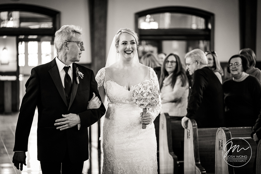 Wedding at Notre Dame R.C Church | Great Neck, New York . Wedding pictures by Josh Wong Photography