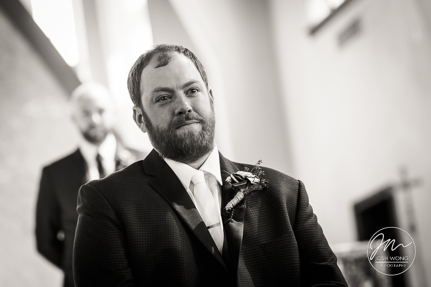 Wedding at Notre Dame R.C Church | Great Neck, New York . Wedding pictures by Josh Wong Photography