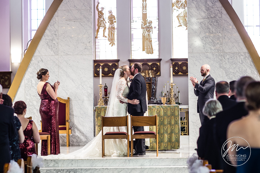 Wedding at Notre Dame R.C Church | Great Neck, New York . Wedding pictures by Josh Wong Photography