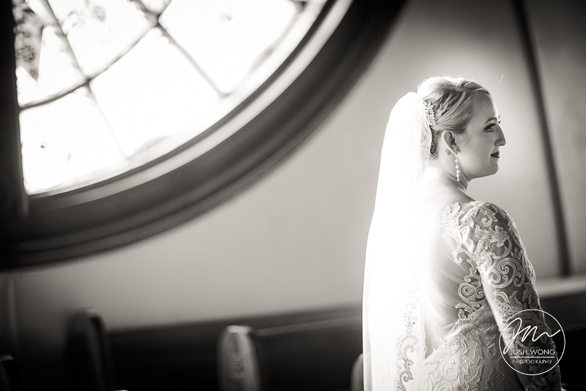 Wedding at Notre Dame R.C Church | Great Neck, New York . Wedding pictures by Josh Wong Photography
