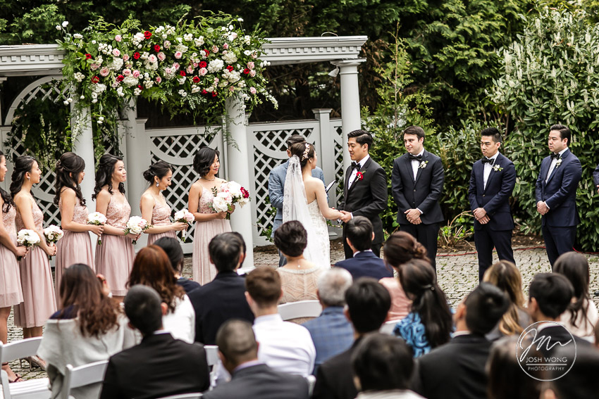 New York Botanical Garden Wedding Pictures by NYC Wedding Photographer Josh Wong Photography