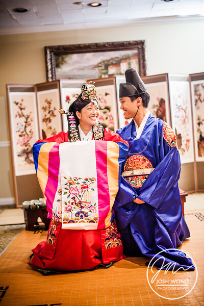 Pae Baek traditional wedding ceremony. Wedding pictures by NYC Wedding photographer Josh Wong Photography