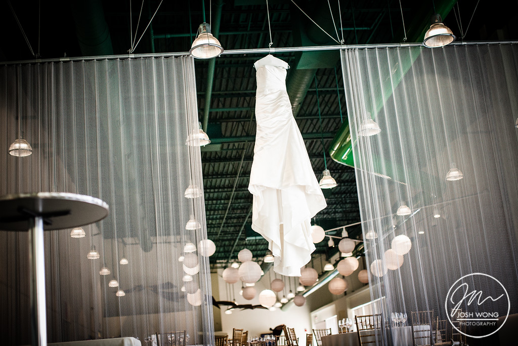 Grounds for Sculpture Museum New Jersey Wedding. Wedding pictures by New Jersey Wedding Photographers Josh Wong Photography