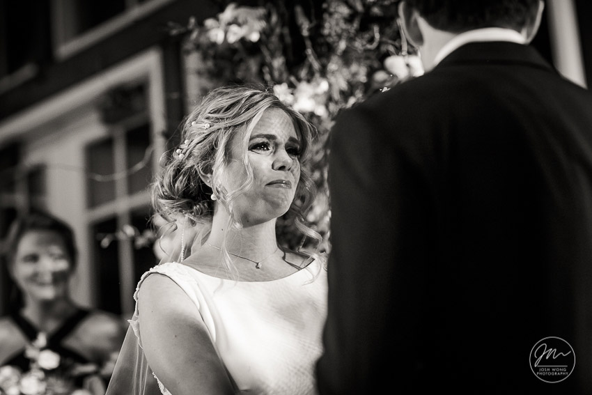 Exchanging Vows. Best candid wedding moments captured by Central Park wedding photographer Josh Wong Photography