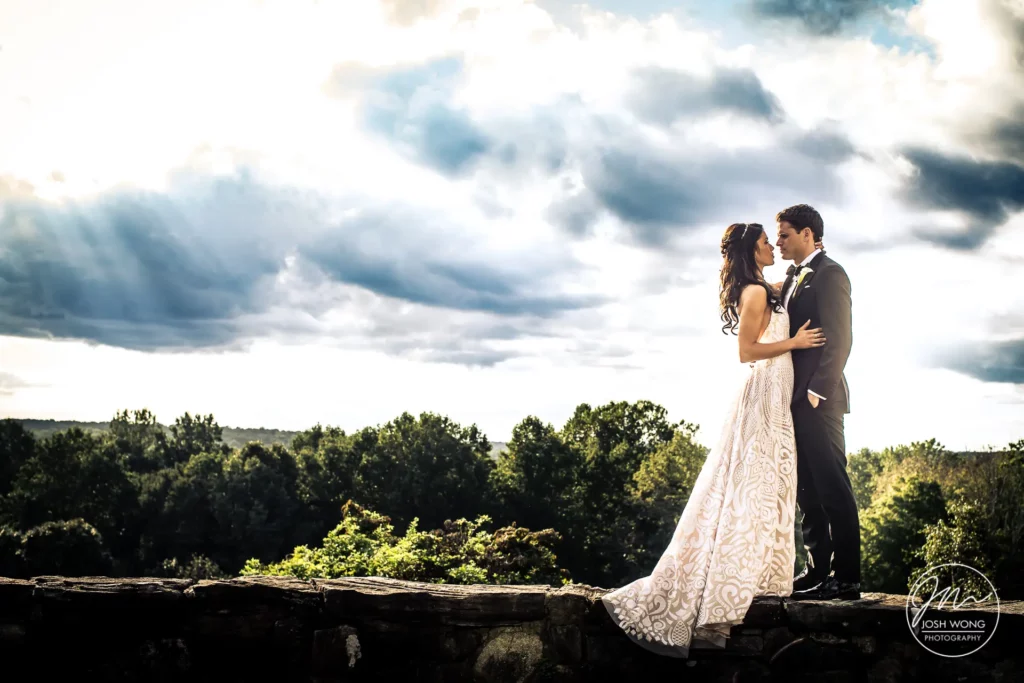 A classic wedding at Le Chateau South Salem, New York. photos by Top NYC Wedding Photographer Josh Wong Photography