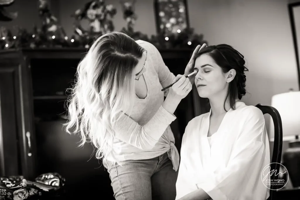 Best Candid Wedding moments. Getting Ready wedding photos. Cool Lincoln Nebraska winter wedding photos by top NE wedding photographer Josh Wong Photography