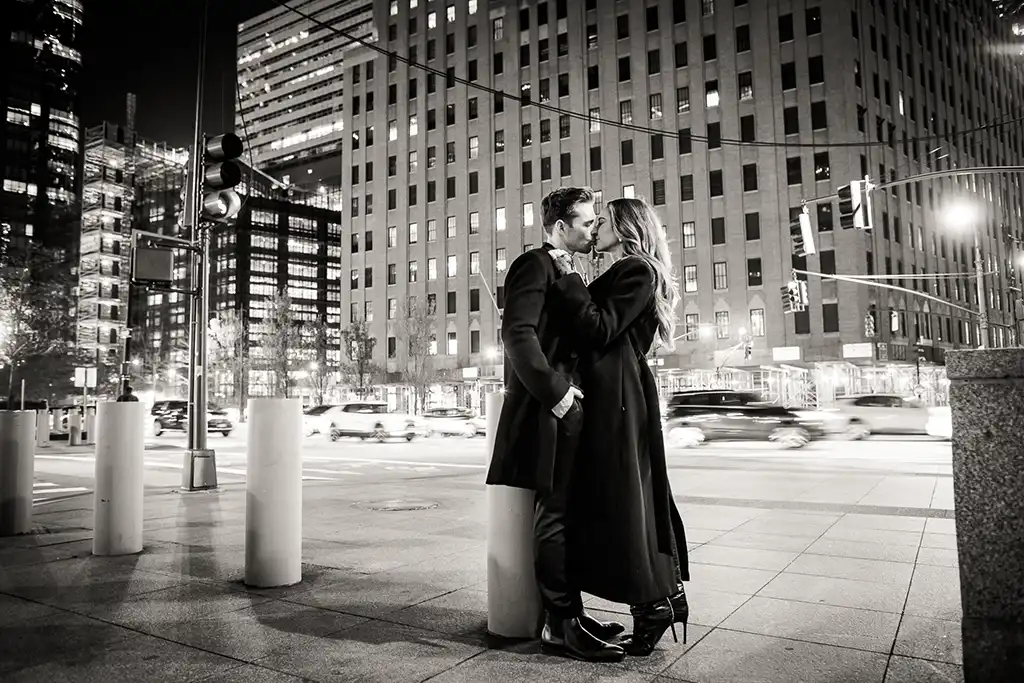 Engagement Pictures in New York City. photo taken by wedding photographer Josh Wong in Battery Park City.