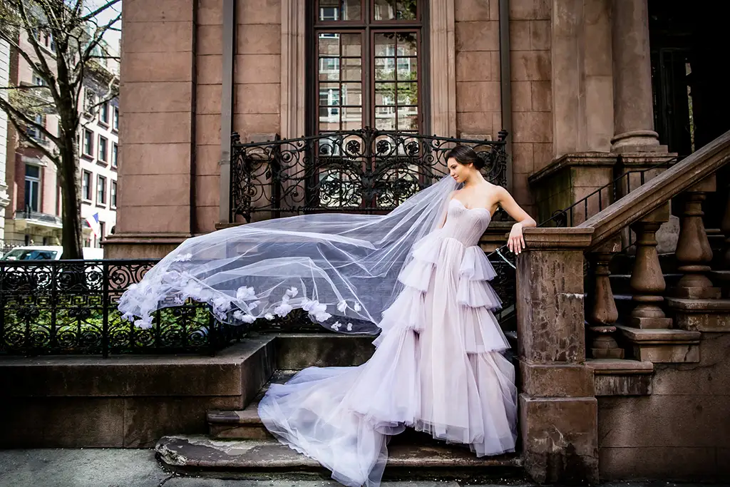 Anne Barge wedding dress photographed by Fashion Wedding Photographer Josh Wong