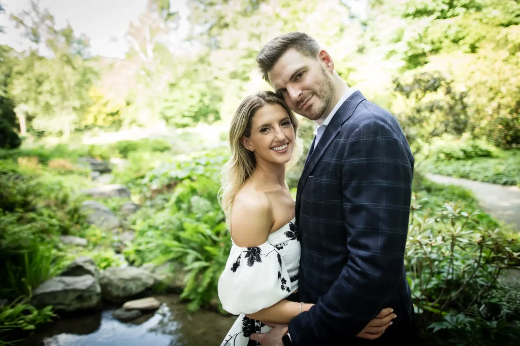 New York Botanical Garden engagement photos by Josh Wong Photography